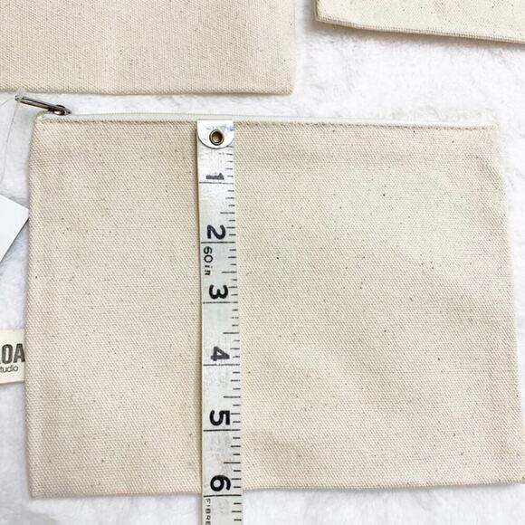 AOA Cream Canvas Makeup Travel Bag Set of 3 NEW - Picture 4 of 4